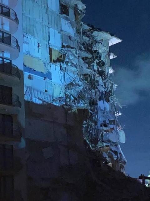 Diario Frontera, Frontera Digital,  MIAMI, Internacionales, ,Se derrumba edificio en Surfside, al norte de Miami Beach
Cientos de rescatistas en la escena