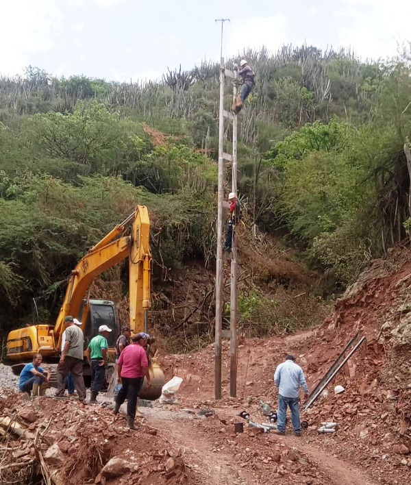 Diario Frontera, Frontera Digital,  AGUA POTABLE, EL ANÍS, MUNICIPIO SUCRE DE MÉRIDA, JEHYSON GUZMÁN, AGUAS DE MÉRIDA, OSWALDO FERRER, PRESIDENTE NICOLÁS MADURO, Regionales, ,Se activó sistema de agua potable en el Llano del Anís, 
municipio Sucre de Mérida