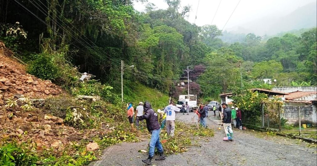 Diario Frontera, Frontera Digital,  Regionales, ,Corpoelec atendió averías por lluvias en distintos sectores del estado Mérida