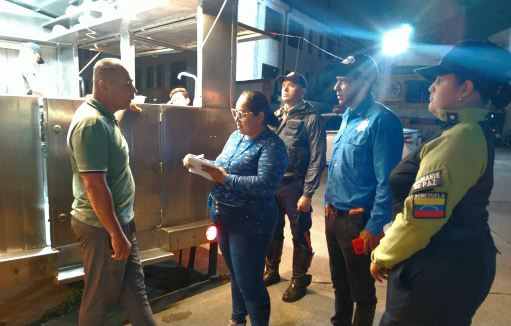 Diario Frontera, Frontera Digital,  Regionales, ,Alcalde Jesús Araque inició operativo de revisión de permisos en vendedores de Comida Rápida