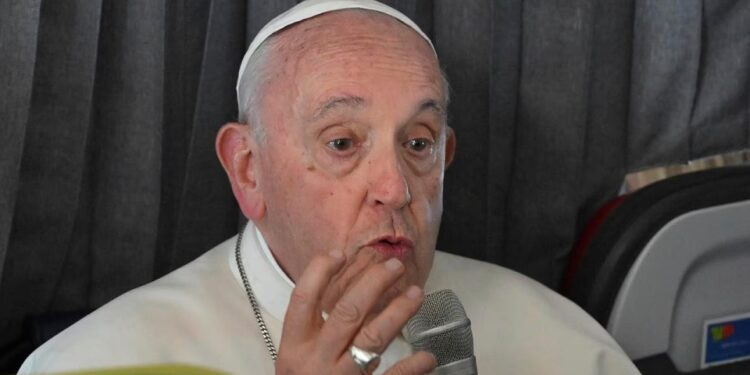 Diario Frontera, Frontera Digital,  Internacionales, ,Papa Francisco llama a acoger a los homosexuales en la Iglesia pero con «prudencia» en seminarios