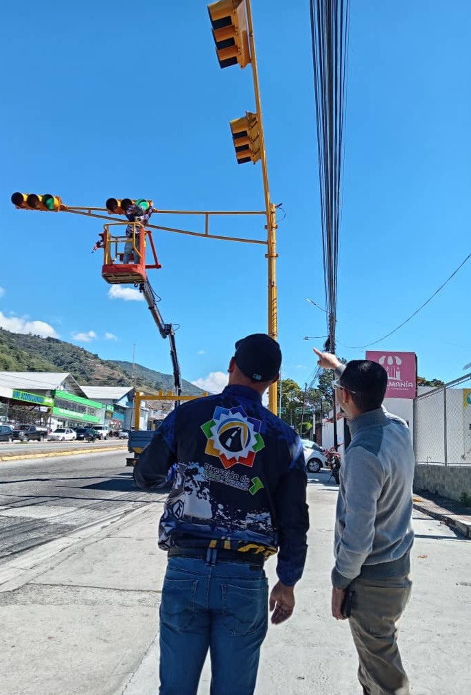 Diario Frontera, Frontera Digital,  Regionales, ,Alcalde Jesús Araque despliega Plan Especial de Mantenimiento de Semáforos