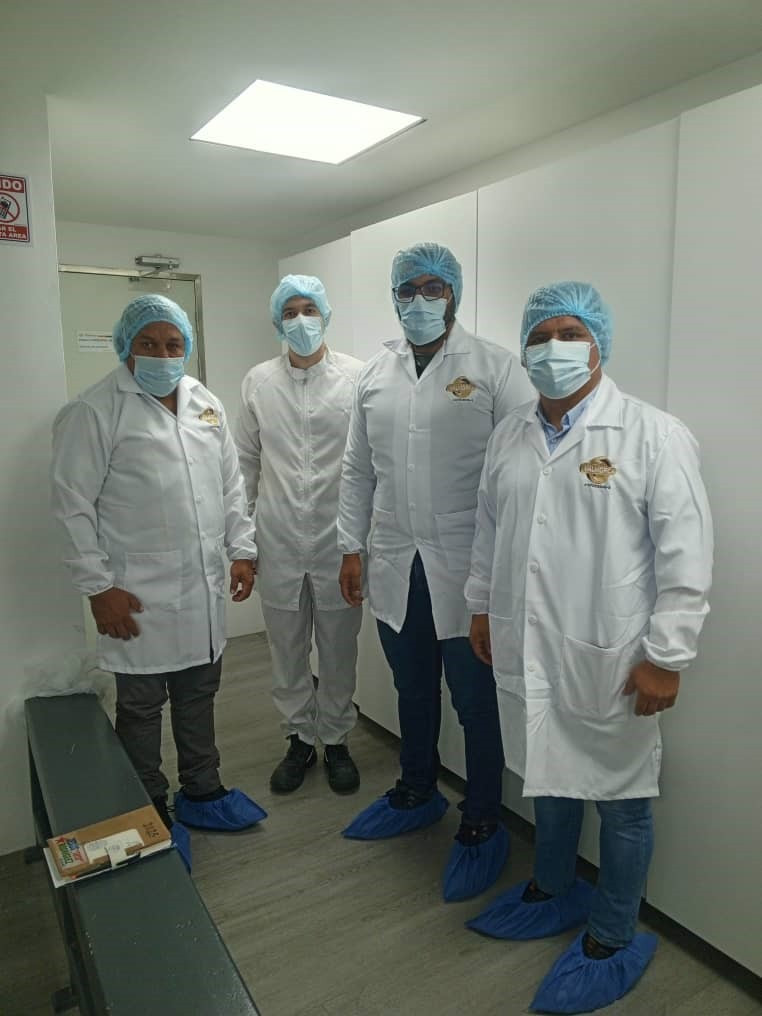 Diario Frontera, Frontera Digital,  Regionales, ,Personal calificado realizó una visita guiada al alcalde y su equipo de trabajo, detallando la funcionalidad de cada una de las áreas para la fabricación de medicamentos, mostrando gran compromiso social y humano,Alcalde Jesús Rodríguez realizó visita institucional a Laboratorio Valmorca
