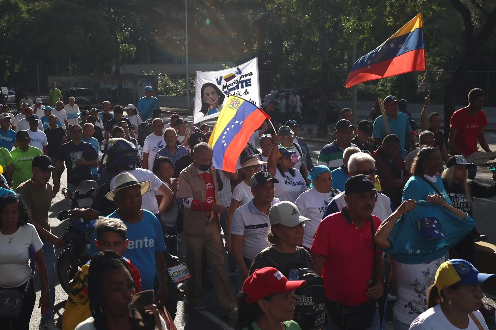 Diario Frontera, Frontera Digital,  Politica, ,Liberaron a siete detenidos tras marcha opositora en Caracas, pero les retuvieron equipos