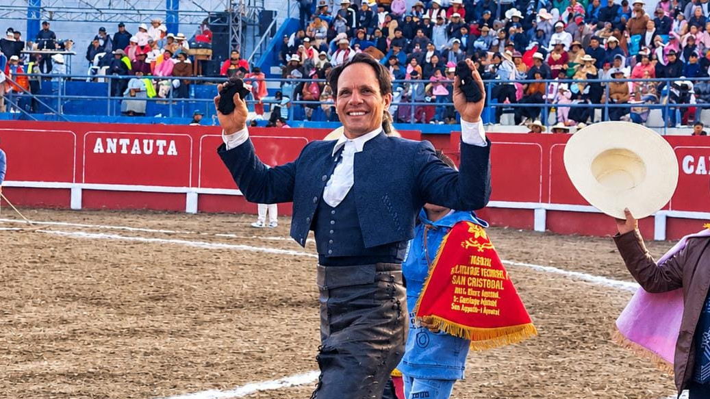 http://fronteradigital.com.ve/Nuevo triunfo del rejoneador Francisco Javier Rodríguez en Antauta