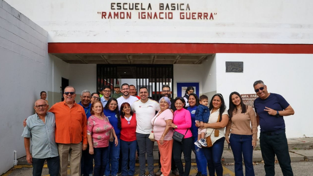 http://fronteradigital.com.ve/Gobernador Arnaldo Sánchez: Merideños eligieron 253 proyectos comunales