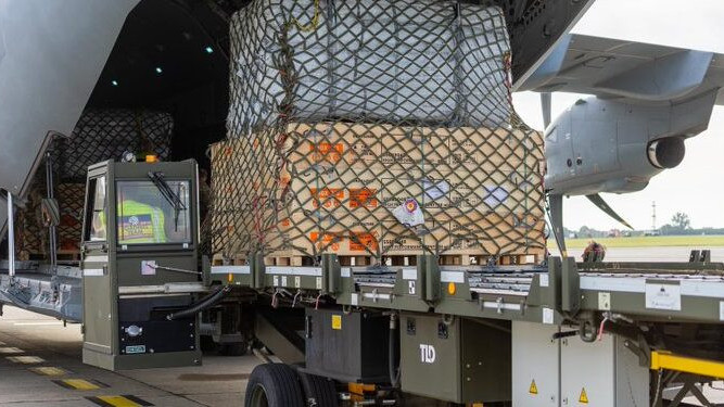 http://fronteradigital.com.ve/Uruguay envía segundo vuelo con 15 toneladas de ayuda humanitaria a Venezuela