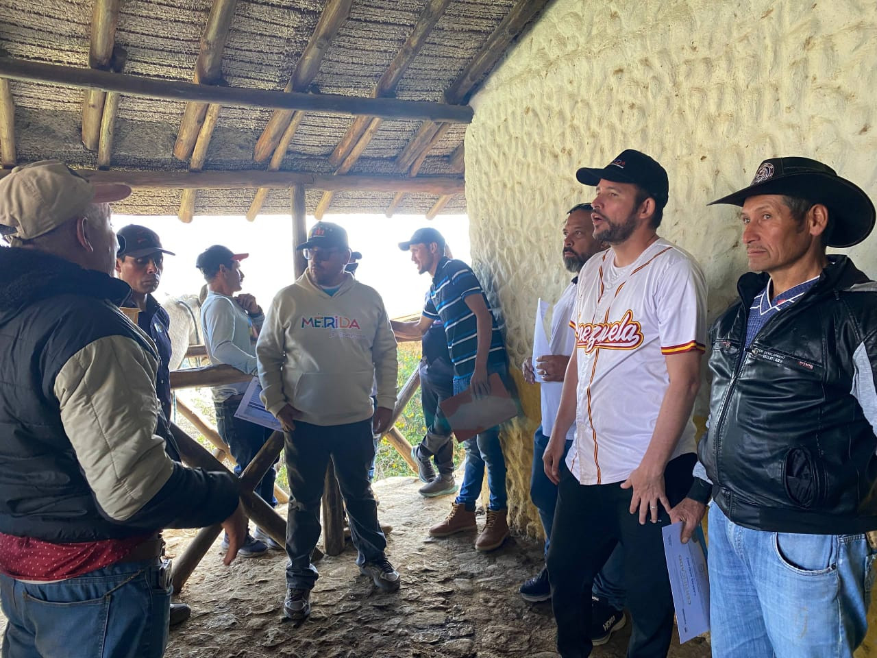 Diario Frontera, Frontera Digital,  Regionales, ,Alcalde Nelson Álvarez certifica a 64 arrieros como operadores turísticos en Mérida