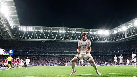 http://fronteradigital.com.ve/Espí da la primera victoria al Madrid de Mou con golazo de último minuto