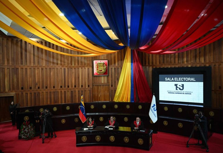 Diario Frontera, Frontera Digital,  Nacionales, ,La AN aprobó reforma de la Ley del TSJ el 1 de septiembre, pero Ejecutivo no la ha promulgado,¿Qué pasa con la renovación del TSJ a casi un mes del primer acuerdo de la mesa de diálogo?