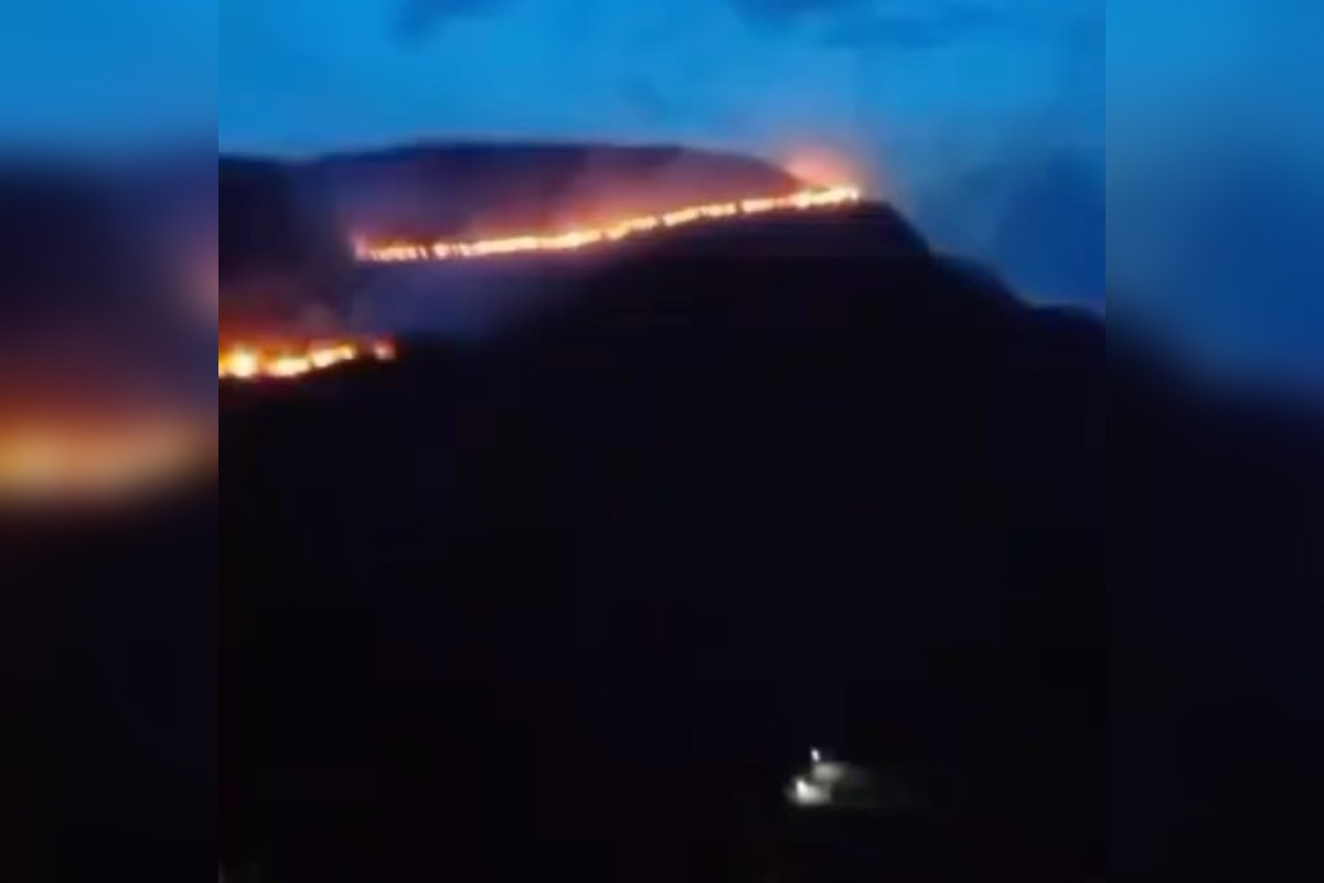 Diario Frontera, Frontera Digital,  Regionales, ,Reportan incendio de gran magnitud en Mérida que pone en riesgo a fincas productivas de la entidad