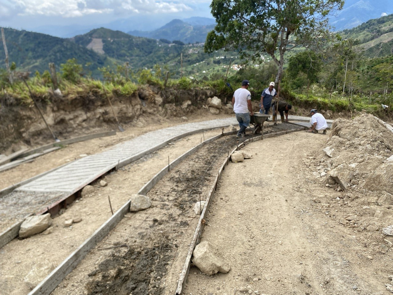 Diario Frontera, Frontera Digital,  Mocoties, ,Alcaldía de Zea y comunidad de La Varita ejecutan labores conjuntas de bacheo y pavimentación