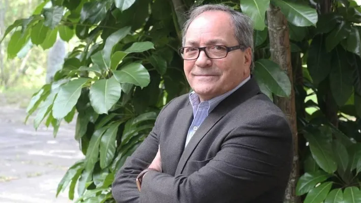 http://fronteradigital.com.ve/Murió el locutor y promotor Enzo Cassella