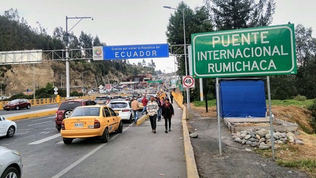 Diario Frontera, Frontera Digital,  FRONTERA ECUADOR, VENEZOLANOS, Internacionales, ,Reprimen a migrantes venezolanos 
que intentaban entrar a Colombia por frontera de Ecuador