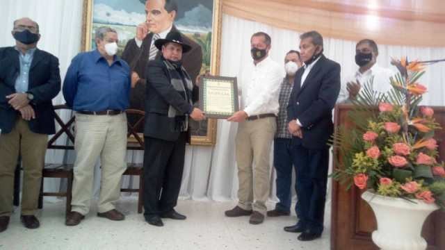 Diario Frontera, Frontera Digital,  ASODEGAA, Panamericana, ,Gobernación de Mérida otorgó reconocimiento a Asodegaa