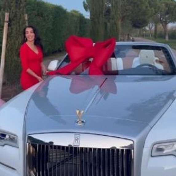 Diario Frontera, Frontera Digital,  GEORGINA RODRÍGUEZ, CRISTIANO RONALDO, ROLLS ROYCE, Farándula, ,Cristiano Ronaldo recibe un Rolls-Royce de regalo de su esposa