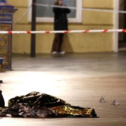 Frontera Digital,  ATAQUE EN ESPAÑA, Internacionales,  Un muerto y un herido en un posible ataque yihadista 
en dos iglesias de Algeciras