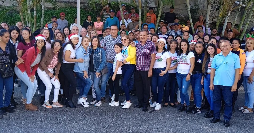 Diario Frontera, Frontera Digital,  municipio Zea, Zea, Victor Bustamante, desayuno navideño, Mocoties, ,Alcalde Víctor Bustamante compartió desayuno navideño con los funcionarios de la alcaldía