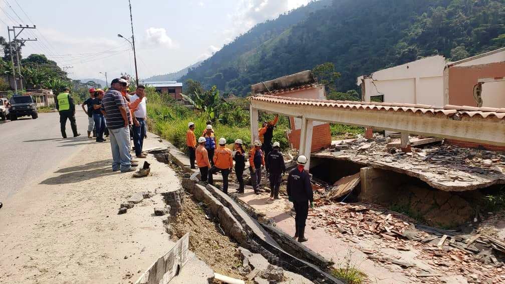 Diario Frontera, Frontera Digital,  municipio Antonio Pinto Salinas, QUEBRADA DEL BARRO, Mocoties, ,Gobernador Jehyson Guzmán trabaja para restablecer el paso en Quebrada del Barro