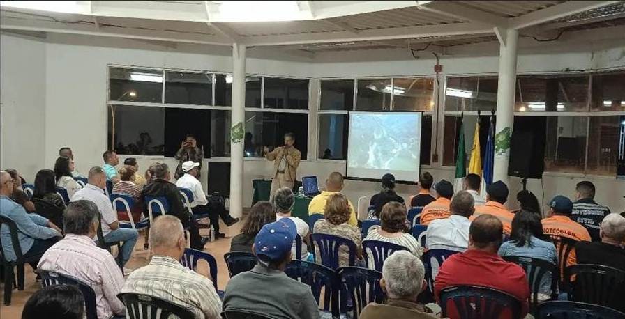 Diario Frontera, Frontera Digital,  ESCENARIOS DE RIESGO, MUNICIPIO ZEA, MÉRIDA, VÍCTOR BUSTAMANTE, Mocoties, ,Investigadores presentaron estudios 
sobre los escenarios de Riesgo en el municipio Zea