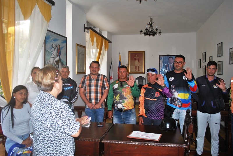 Diario Frontera, Frontera Digital,  concejo tovar, Mocoties, ,Concejo Municipal de Tovar juramentó nueva directiva del gremio mototaxistas en Tovar