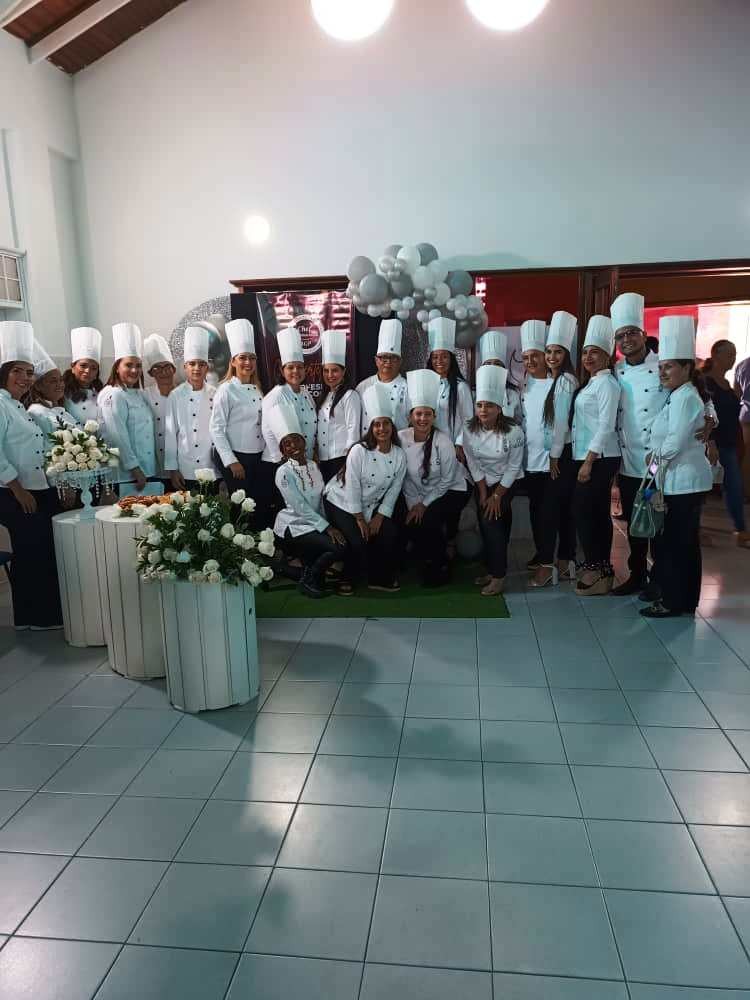 Diario Frontera, Frontera Digital,  Mocoties, ,Entregados certificados y Cofias del Diplomado Chef Profesional en Tovar