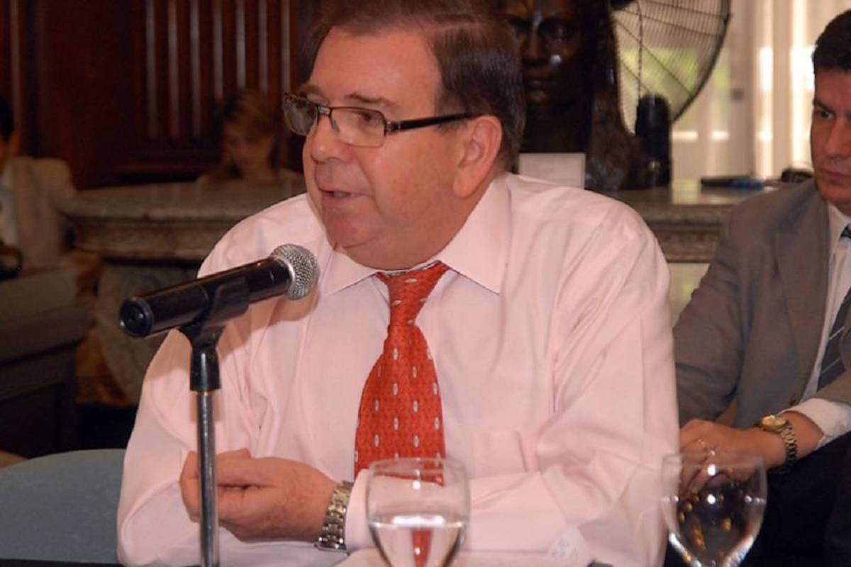 Diario Frontera, Frontera Digital,  Politica, ,Edmundo González Urrutia es el nuevo candidato de la Plataforma Unitaria