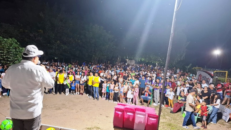Diario Frontera, Frontera Digital,  Deportes, ,Se inauguró con  32 equipos el campeonato
de fútbol 10 "Copa Lisandro Segura" en El Vigía