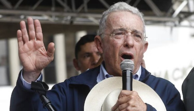 Diario Frontera, Frontera Digital,  Internacionales, ,Esta actuación vuelve a poner sobre la mesa la trayectoria política del expresidente Uribe, quien busca regresar al Congreso luego de haberse retirado en 2020, en medio de distintos procesos judiciales y controversias públicas que han acompañado su carrera política,CNE Colombia abre investigación preliminar 
sobre candidatura de Álvaro Uribe al Senado