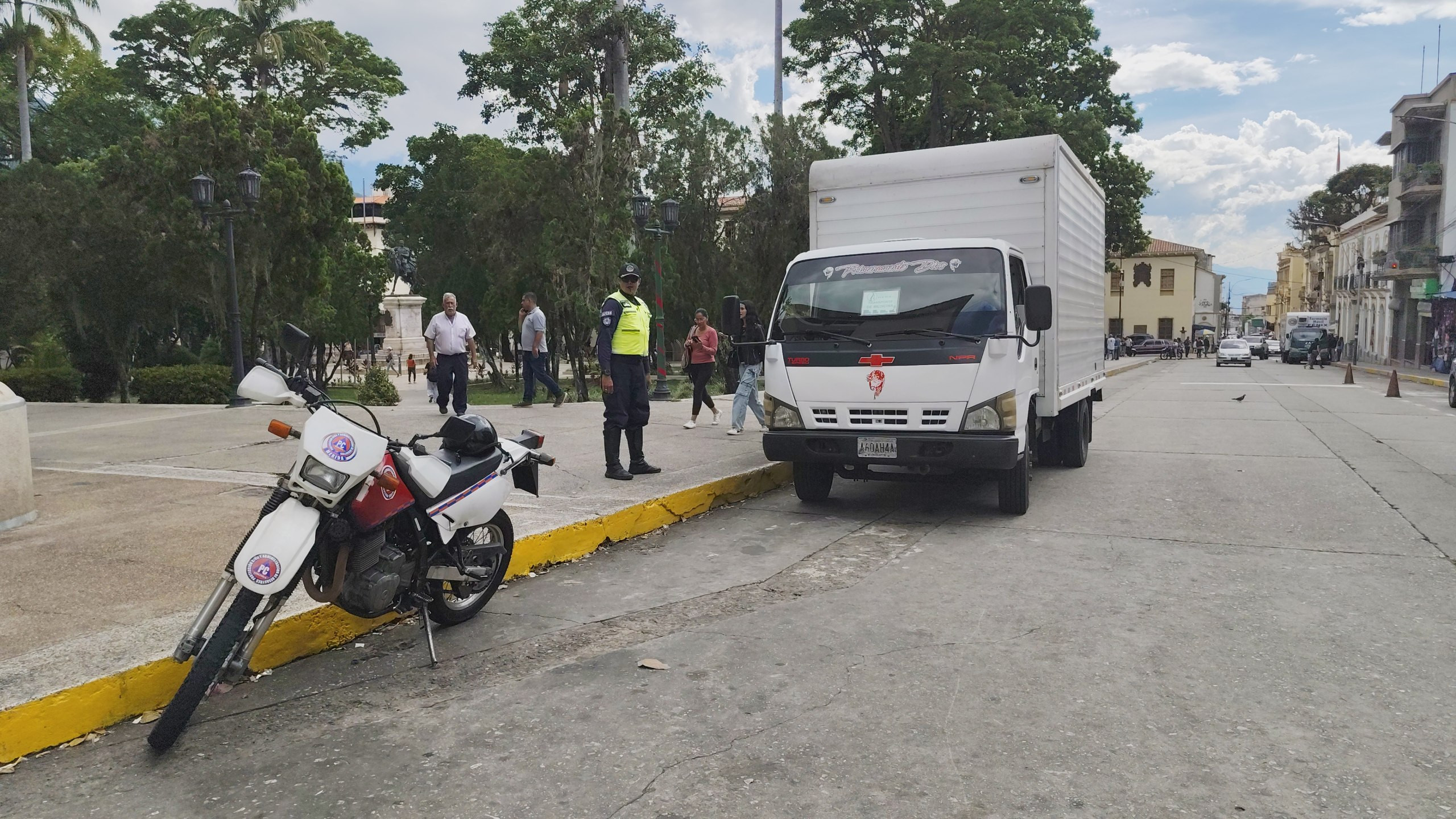 Diario Frontera, Frontera Digital,  Regionales, ,Gobernador Arnaldo Sánchez desplegó dispositivo de seguridad en el centro histórico de Mérida