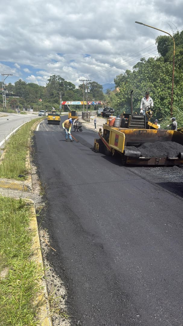 Diario Frontera, Frontera Digital,  Regionales, ,Alcalde Nelson Álvarez continua rehabilitación de las vías desde la Av. Los Próceres