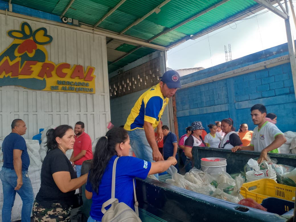 Diario Frontera, Frontera Digital,  El Vigía Panamericana, ,Mercal dotó de comida y proteínas al programa PAE de las instituciones educativas en El Vigía