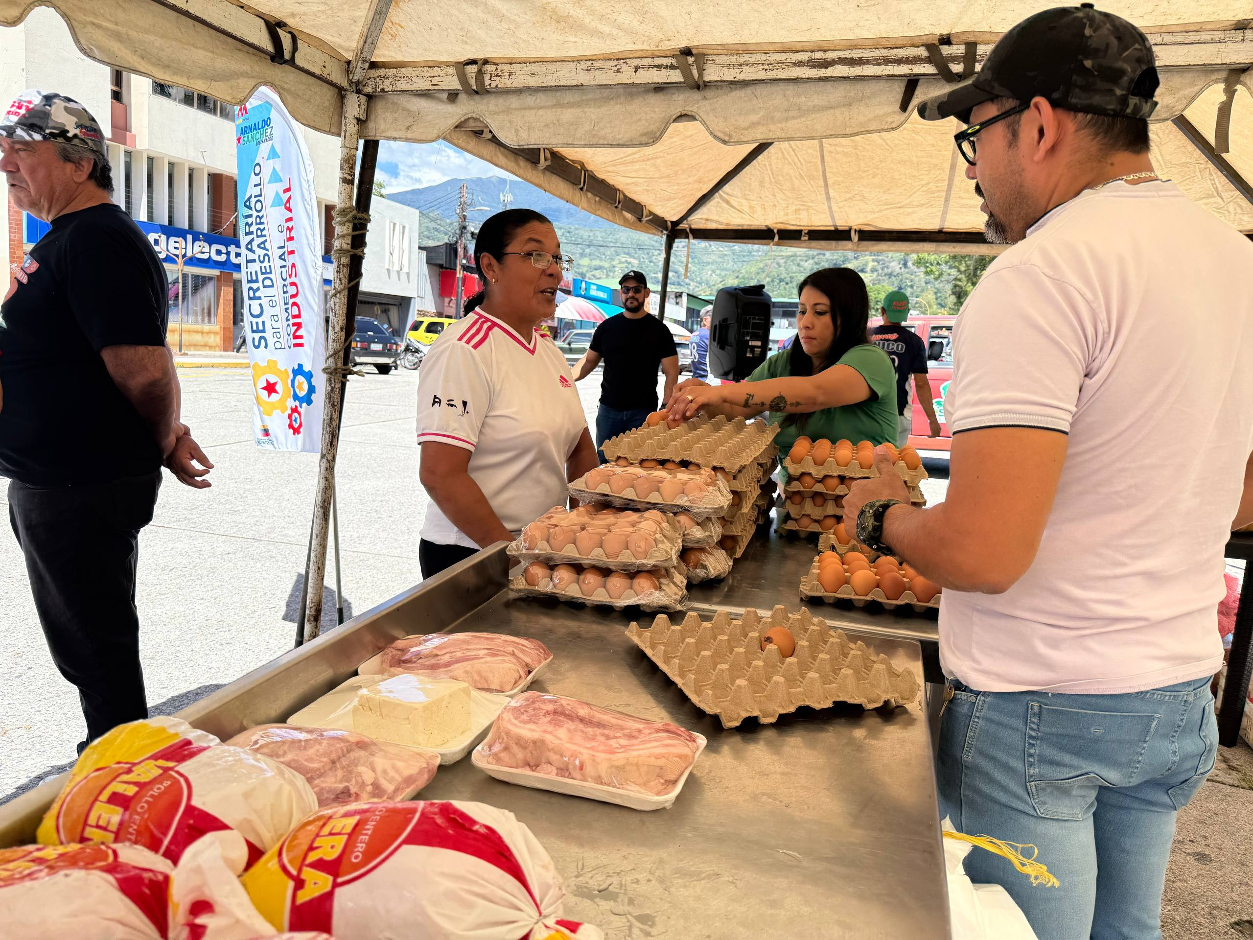 Diario Frontera, Frontera Digital,  Regionales, ,Gobernación de Mérida inaugura Gran Feria Navideña a precios solidarios
