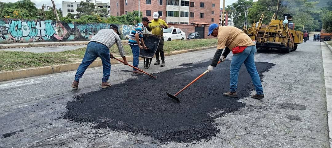 Diario Frontera, Frontera Digital,  Regionales, ,Alcalde Nelson Álvarez realiza rehabilitación de la avenida Cardenal Quintero