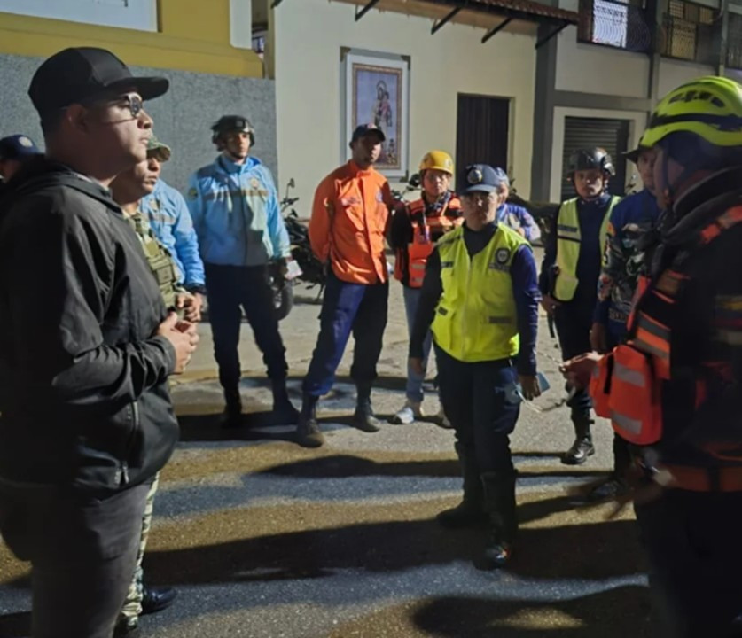 Diario Frontera, Frontera Digital,  Mocoties, ,Tras la publicación hecha por este medio, de algunos irresponsables, quienes realizaron motopiruetas en la población de Mesa Bolívar, el alcalde del municipio Antonio Pinto Salinas, Edward Rojas, aseguró que los cuerpos de seguridad del Estado están tras la pista de estas personas inescrupulosas,Combatirán motopiruetas en Mesa Bolívar 
y otras zonas del municipio Antonio Pinto Salinas