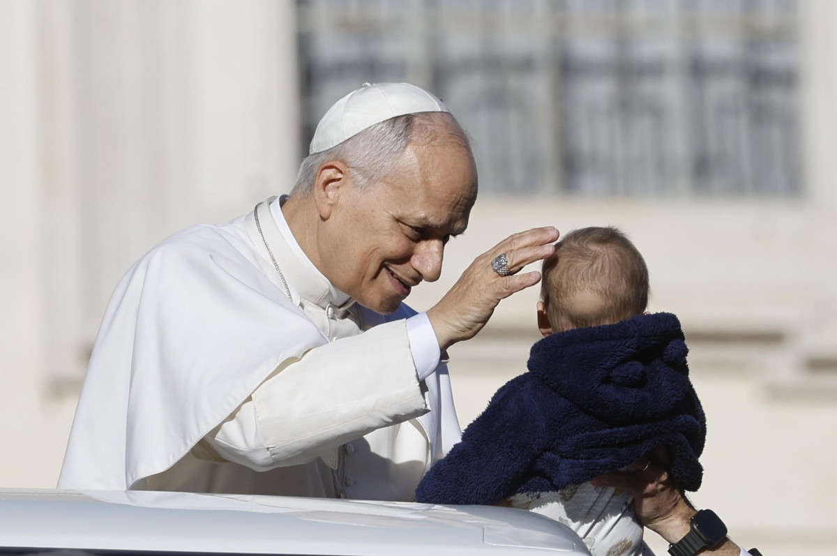 Diario Frontera, Frontera Digital,  Internacionales, ,El Papa indicó que los gobiernos y las organizaciones internacionales tienen la responsabilidad de desarrollar e implementar políticas que protejan la dignidad de los menores | Foto: EFE/EPA/FABIO FRUSTACI,El Papa pide herramientas para controlar el uso que hacen los niños de la tecnología