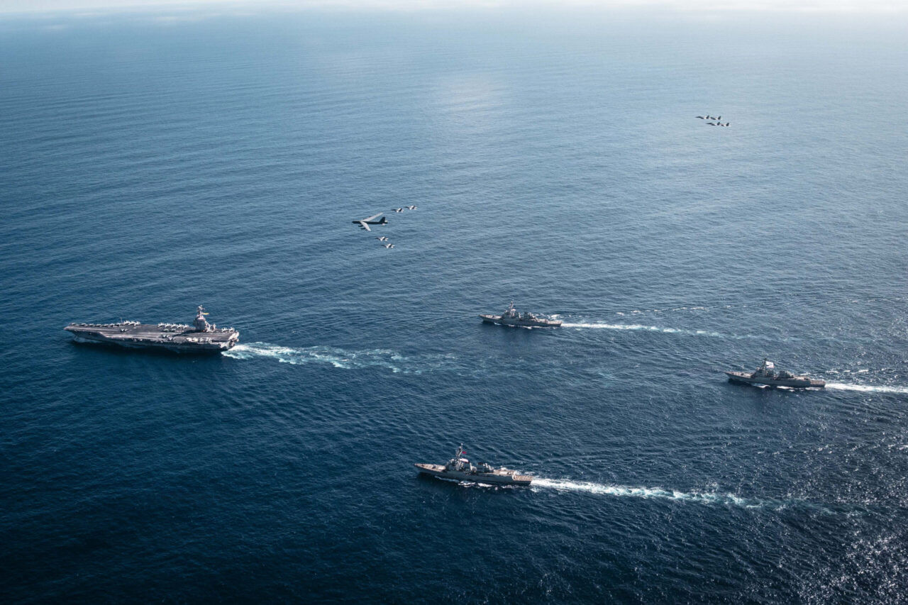 Diario Frontera, Frontera Digital,  Internacionales, ,El USS Gerald R. Ford, considerado el portaaviones más grande del mundo, entró el 11 de noviembre en el área de responsabilidad del Comando Sur| Foto The U.S. Navy’s Gerald R. Ford Carrier Strike Group,Las imágenes del portaaviones USS Gerald R. Ford 
sumándose al despliegue militar de EE UU en el Caribe