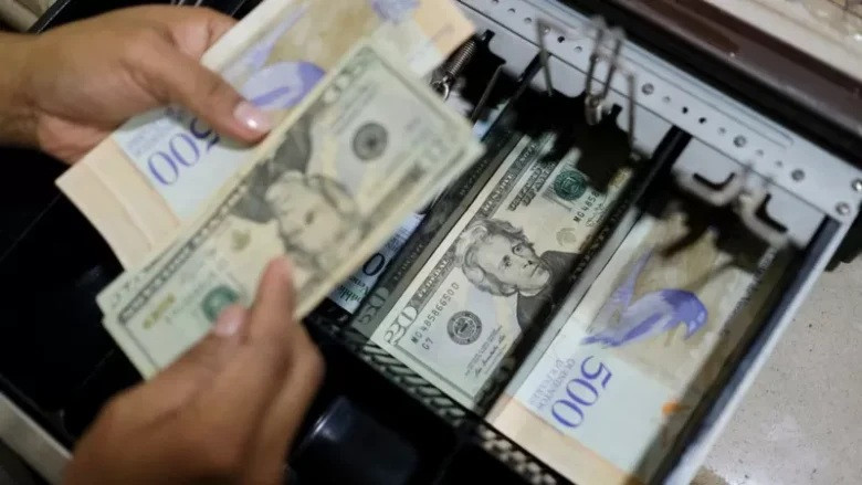 Diario Frontera, Frontera Digital,  Nacionales, ,Dólar oficial BCV llega a 240 bolívares y acerca más a Venezuela a la hiperinflación