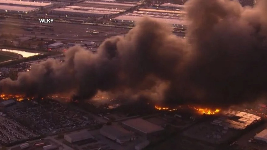 Diario Frontera, Frontera Digital,  Internacionales, ,El incidente ocurrió segundos después del despegue desde el aeropuerto Muhammad Ali International de Louisville / Cortesía WLKY,Nueve muertos dejó explosión de un avión de carga en Estados Unidos, 
estos son los nuevos detalles del accidente