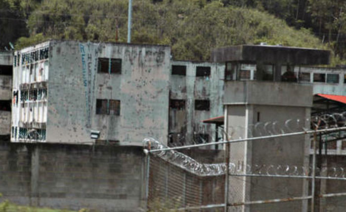 Diario Frontera, Frontera Digital,  Nacionales, ,Familiares alertan sobre amenazas de muerte y tratos crueles contra presos políticos en El Rodeo I