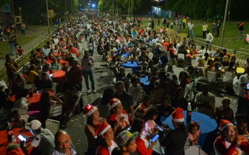 Diario Frontera, Frontera Digital,  Nacionales, ,Más de 7.000 yaracuyanos compartieron la mayor cena navideña del país
