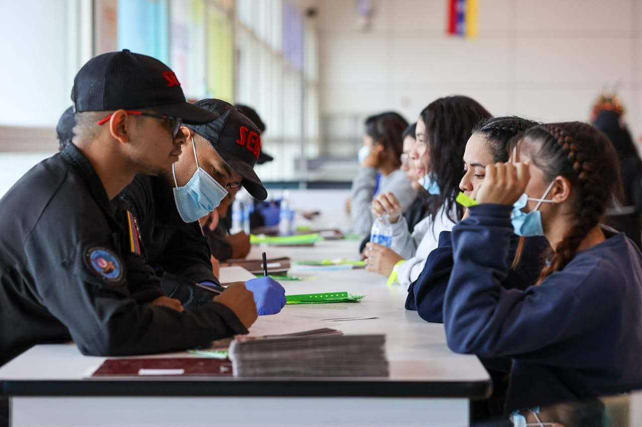 Diario Frontera, Frontera Digital,  Nacionales, ,Llega al país otro vuelo con 172 venezolanos deportados desde Estados Unidos