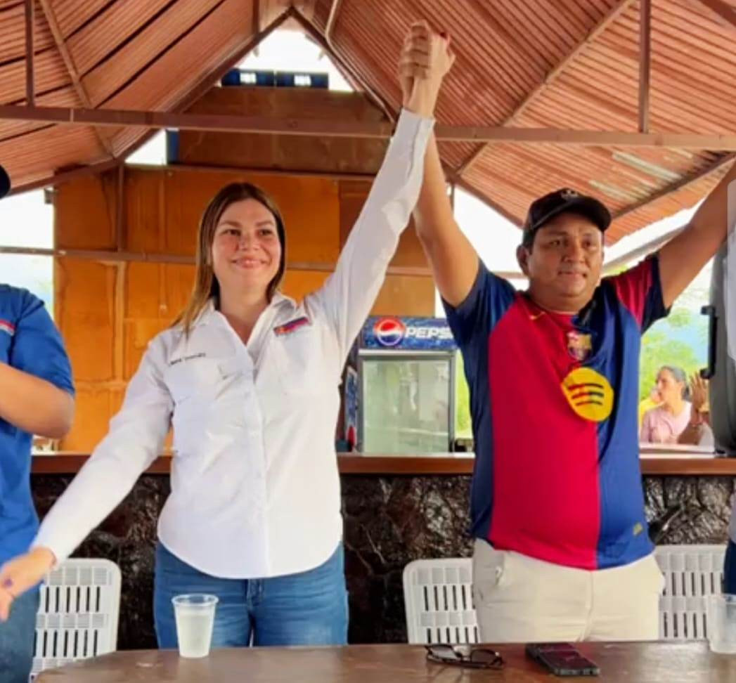 Diario Frontera, Frontera Digital,  Politica, ,Obispo Ramos de Lora se restea con Liliana Guerrero