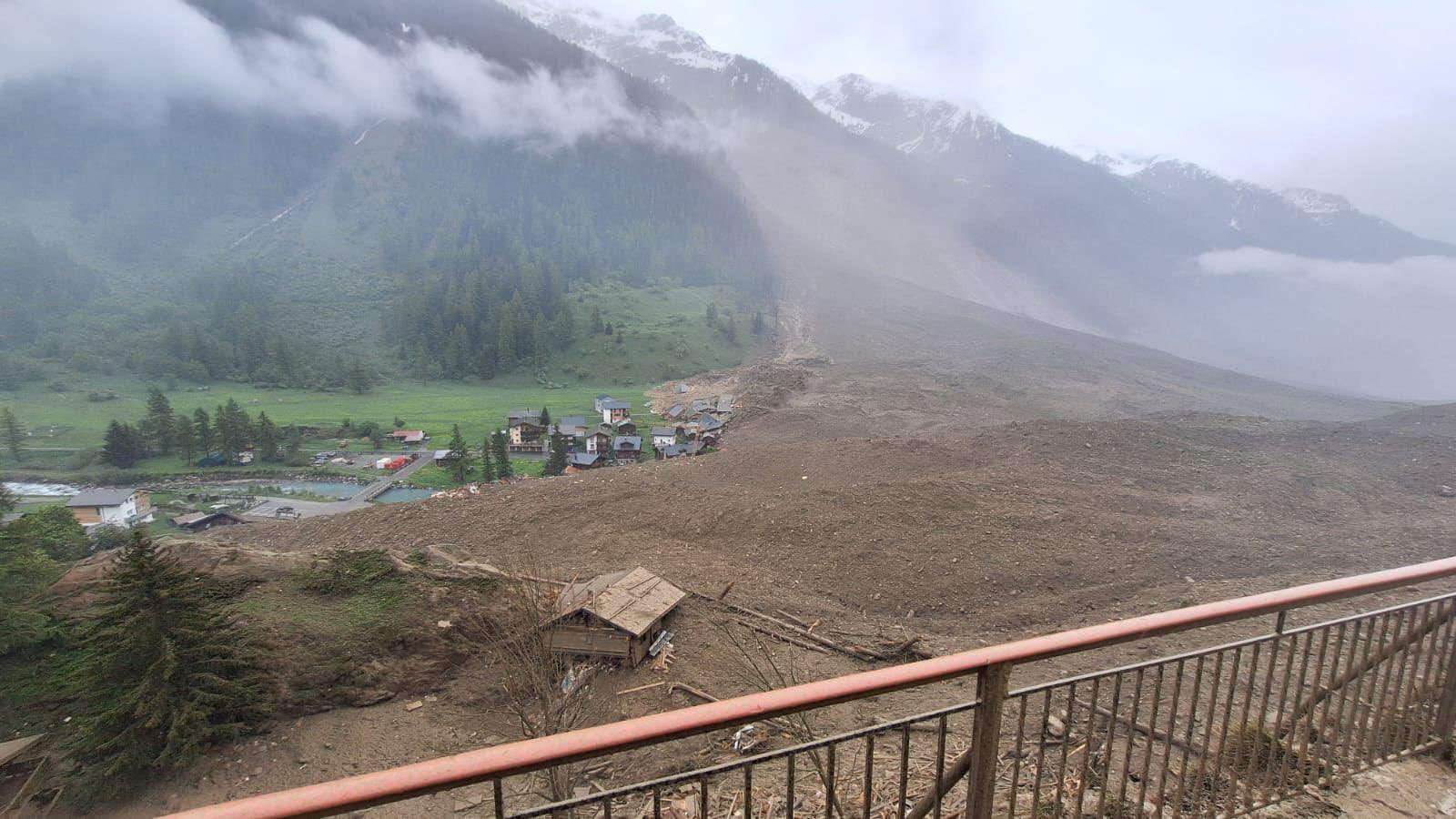 Diario Frontera, Frontera Digital,  Internacionales, ,El pueblo en Suiza que quedó sepultado por una avalancha 
provocada por el derrumbe de un glaciar