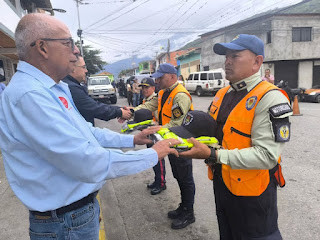 Diario Frontera, Frontera Digital,  Regionales, ,Alcalde Simón Figueroa dota por cuarta vez con uniformes a la Policía Municipal de Campo Elías
