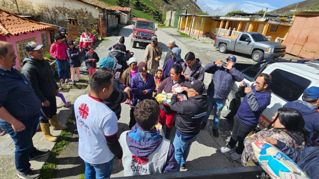 Diario Frontera, Frontera Digital,  Regionales, ,Cáritas entrega más de 3500 kits de alimentos a familias afectadas por crecidas de ríos en Mérida