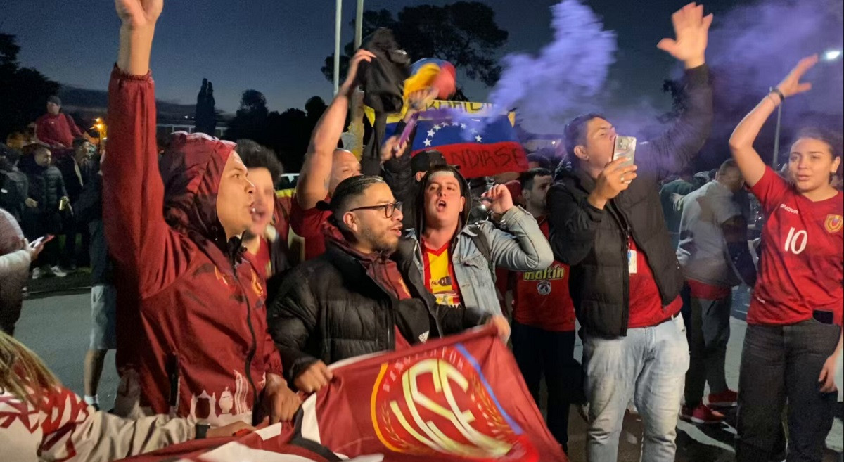 Diario Frontera, Frontera Digital,  Deportes, ,Venezolanos en Buenos Aires hicieron un banderazo en apoyo a la Vinotinto
