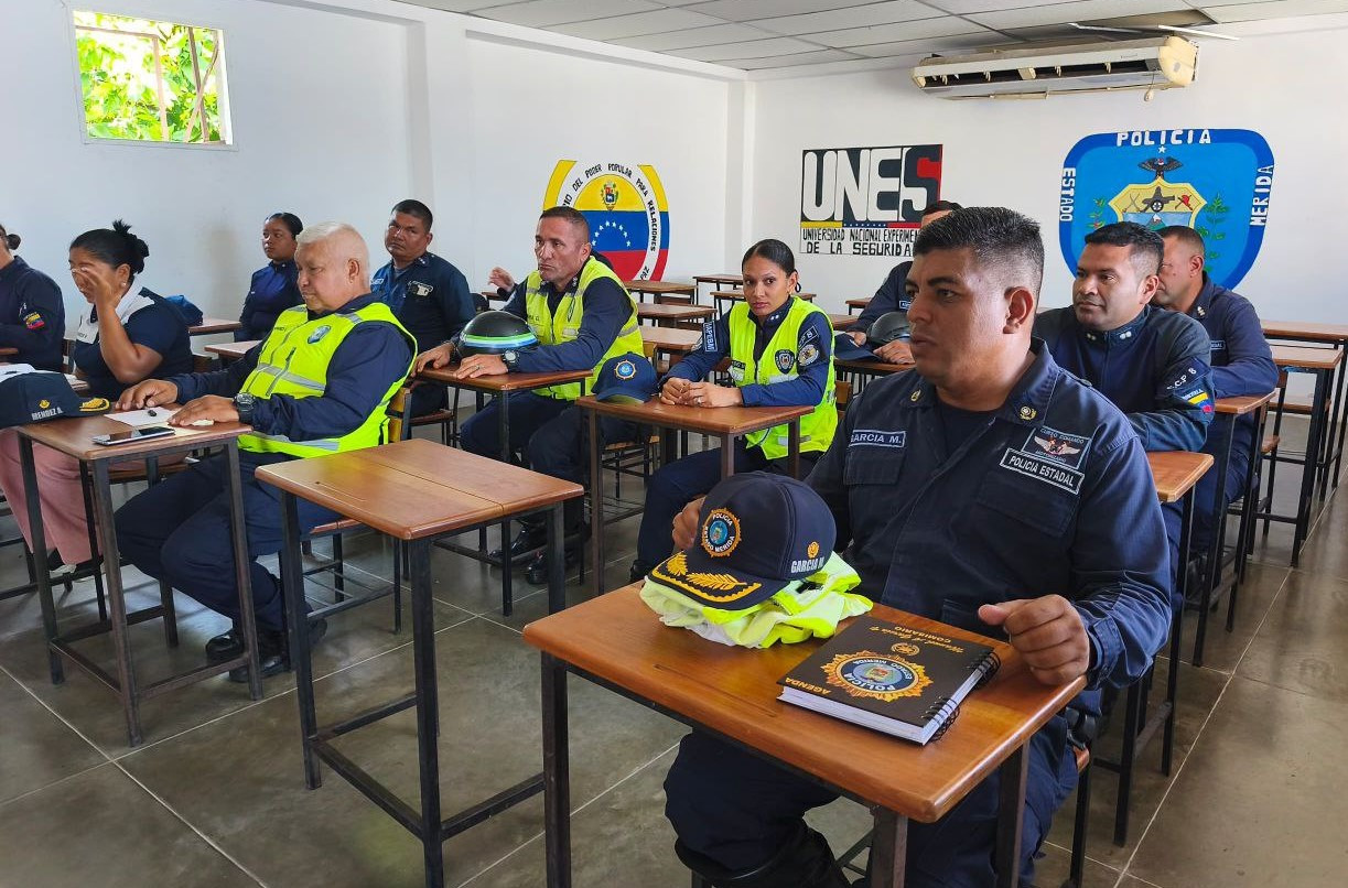 Diario Frontera, Frontera Digital,  Regionales, ,Gobierno de Arnaldo Sánchez supervisó  capacidad operativa de Centros de Coordinación Policial en Mérida