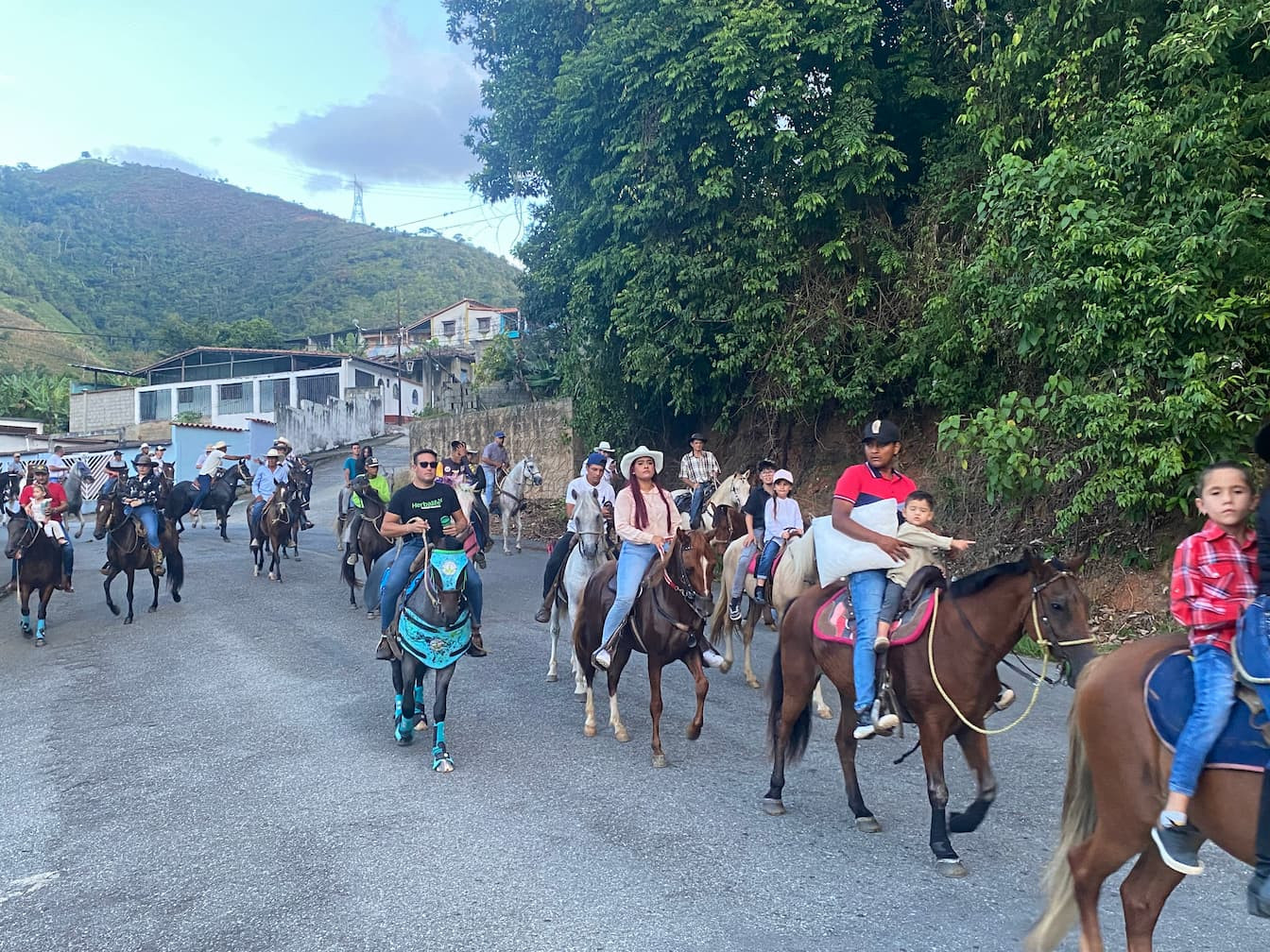 Diario Frontera, Frontera Digital,  Mocoties, ,Zea Celebra con gran cabalgata en Honor a la Virgen de las Mercedes