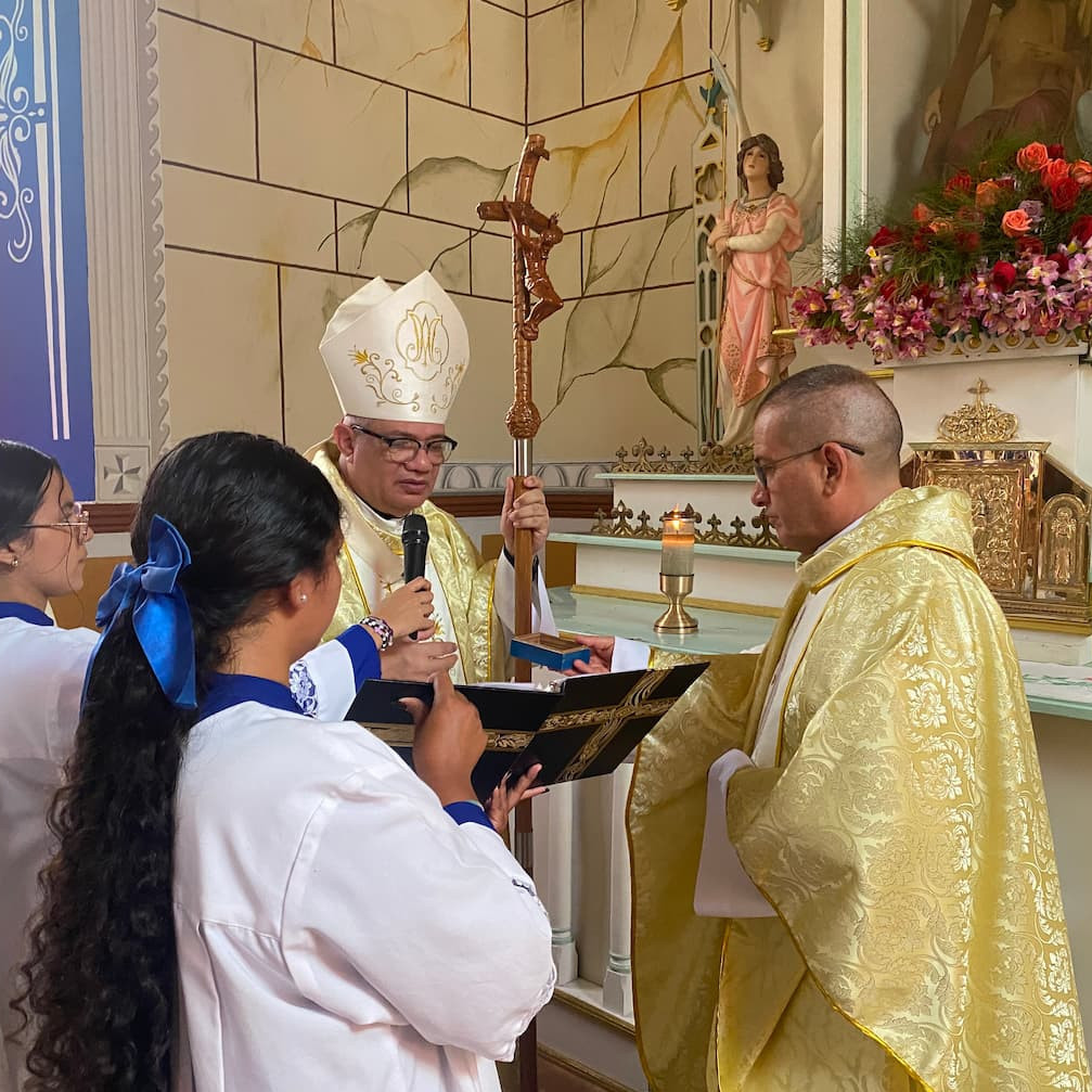 Frontera Digital,  Mocoties,  Zea recibe con alegría al Padre Aldemar Villasmil, nuevo Párroco de Nuestra Señora de las Mercedes